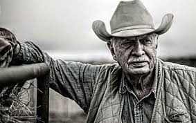 Familieboerdery is noodsaaklik vir voedselsekerheid en familiewaardes.